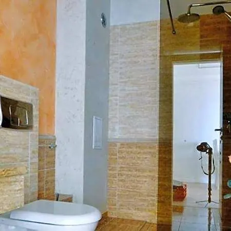 Golden Rainbow Vip Hotel 3*